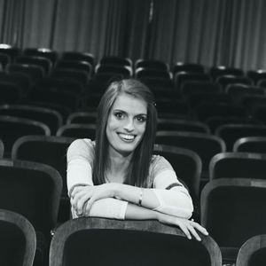 Meet your Posher, Janaya